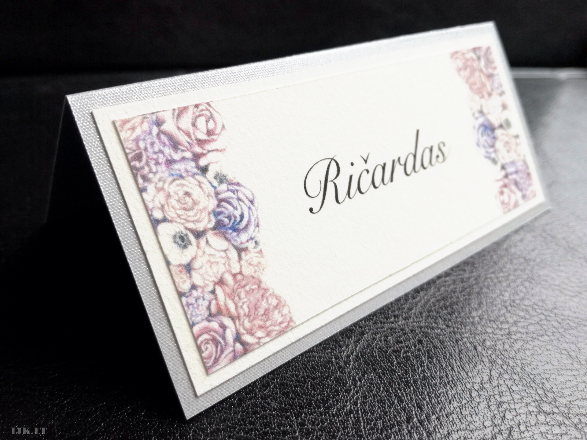 Stalo kortelė su gėlėmis, svečių kortelė, vestuvėms, krikštynoms, jubiliejui